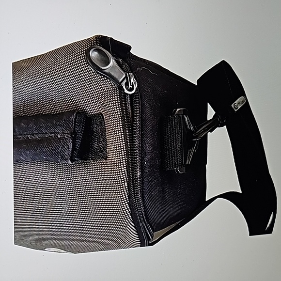 Vintage Optex Camera Bag, Adjustable Shoulder Strap, Black & Gray - Picture 4 of 10